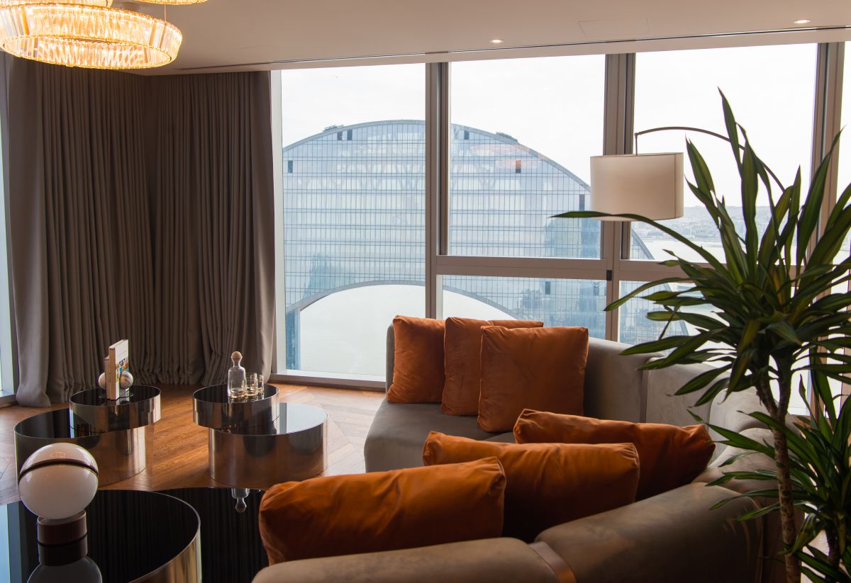 Crescent Residence - 1